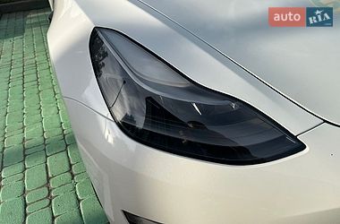 Седан Tesla Model 3 2022 в Києві