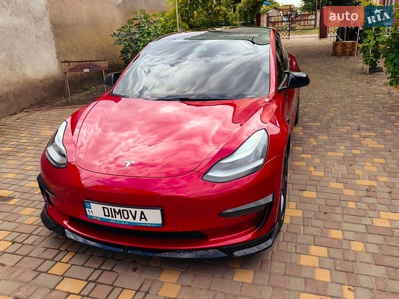 Tesla Model 3 2019 Tesla Model 3 2019