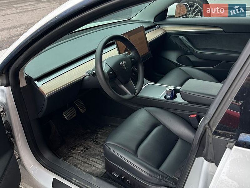 Седан Tesla Model 3 2022 в Полтаве