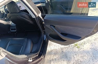 Седан Tesla Model 3 2018 в Львове фото 10 Седан Tesla Model 3 2018 в Львове