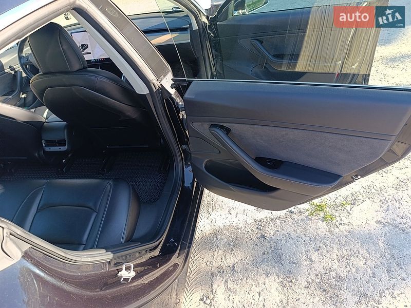 Седан Tesla Model 3 2018 в Львове фото 10 Седан Tesla Model 3 2018 в Львове
