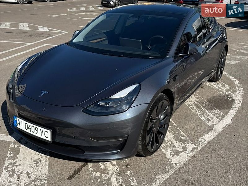Tesla Model 3 2023