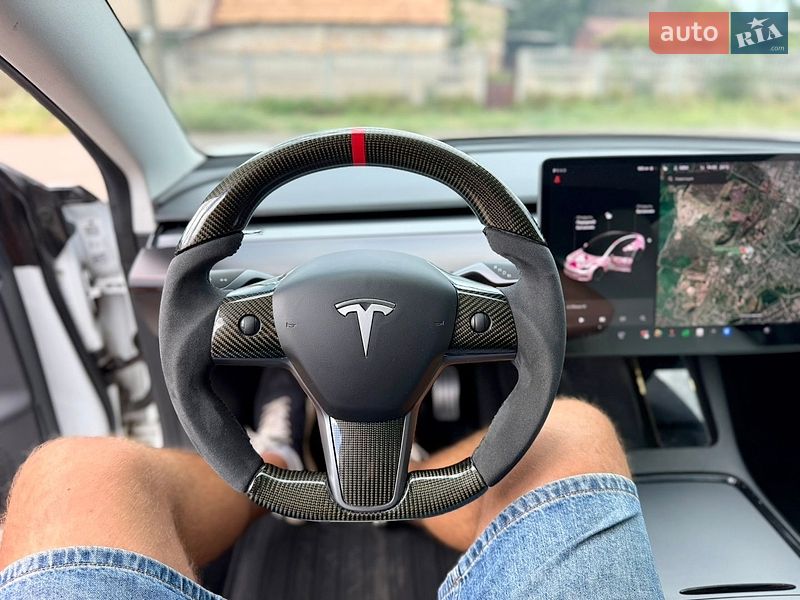 Седан Tesla Model 3 2019 в Кривом Роге