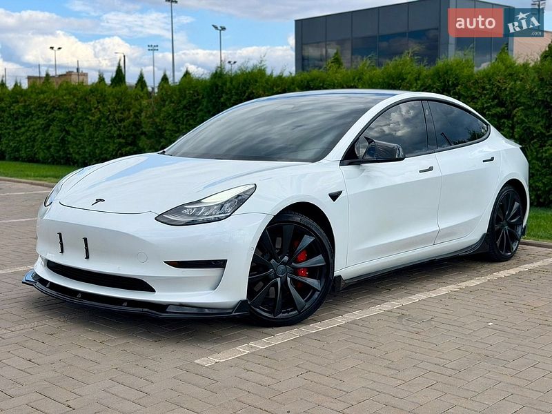 Седан Tesla Model 3 2019 в Кривом Роге