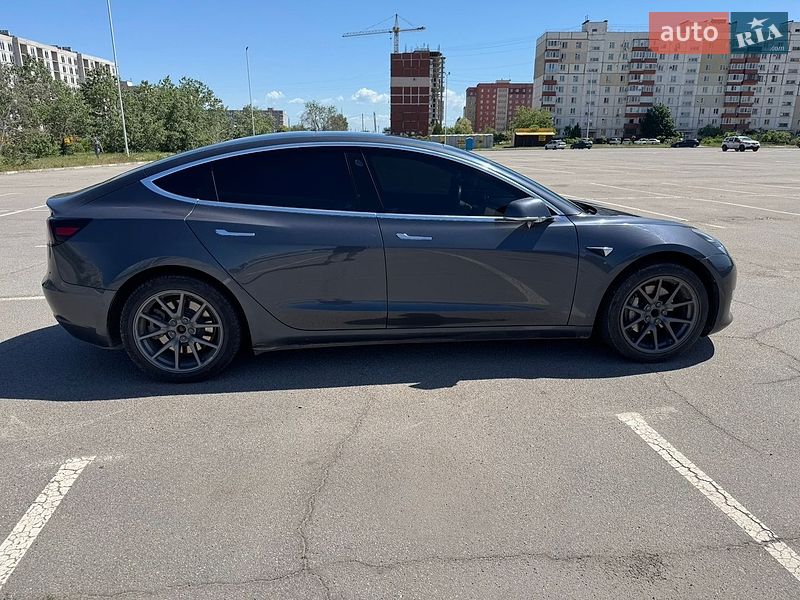 Седан Tesla Model 3 2019 в Запорожье