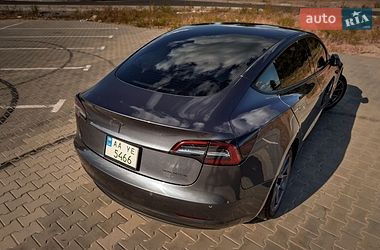 Седан Tesla Model 3 2023 в Черкассах