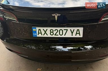 Седан Tesla Model 3 2023 в Харькове
