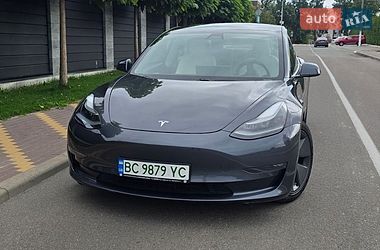 Седан Tesla Model 3 2021 в Киеве