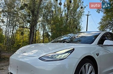 Седан Tesla Model 3 2019 в Ковелі