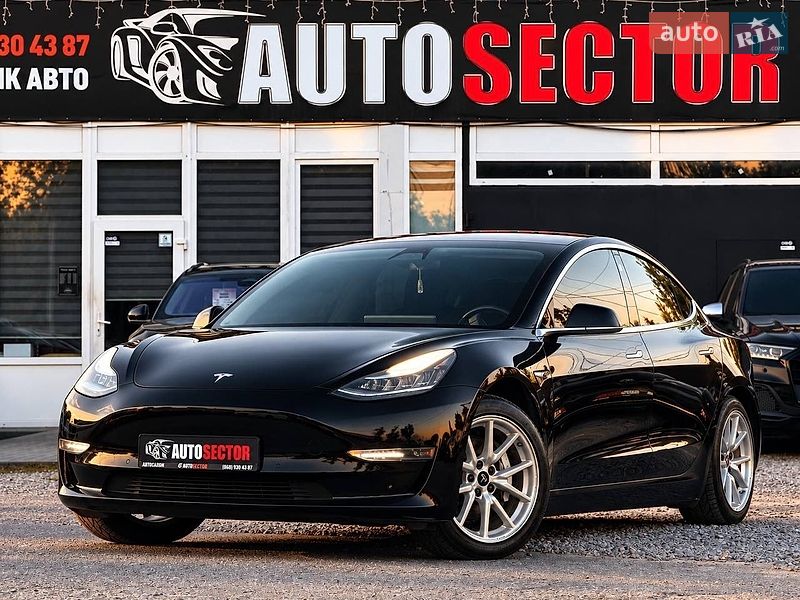 Tesla Model 3 2018