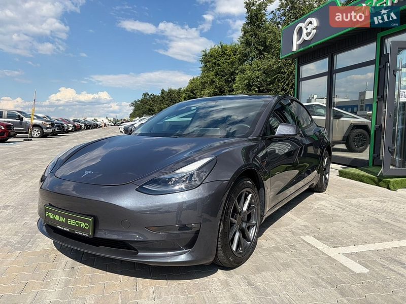 Седан Tesla Model 3 2021 в Киеве фото 2 Седан Tesla Model 3 2021 в Киеве