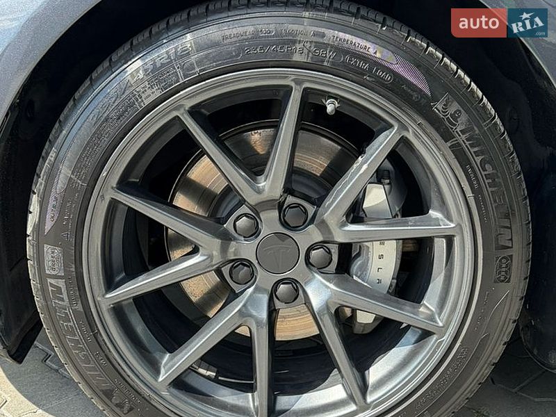 Седан Tesla Model 3 2021 в Киеве фото 6 Седан Tesla Model 3 2021 в Киеве