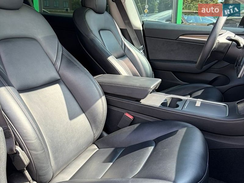 Седан Tesla Model 3 2021 в Киеве фото 11 Седан Tesla Model 3 2021 в Киеве