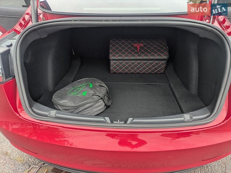 Седан Tesla Model 3 2023 в Києві фото 17 Седан Tesla Model 3 2023 в Києві
