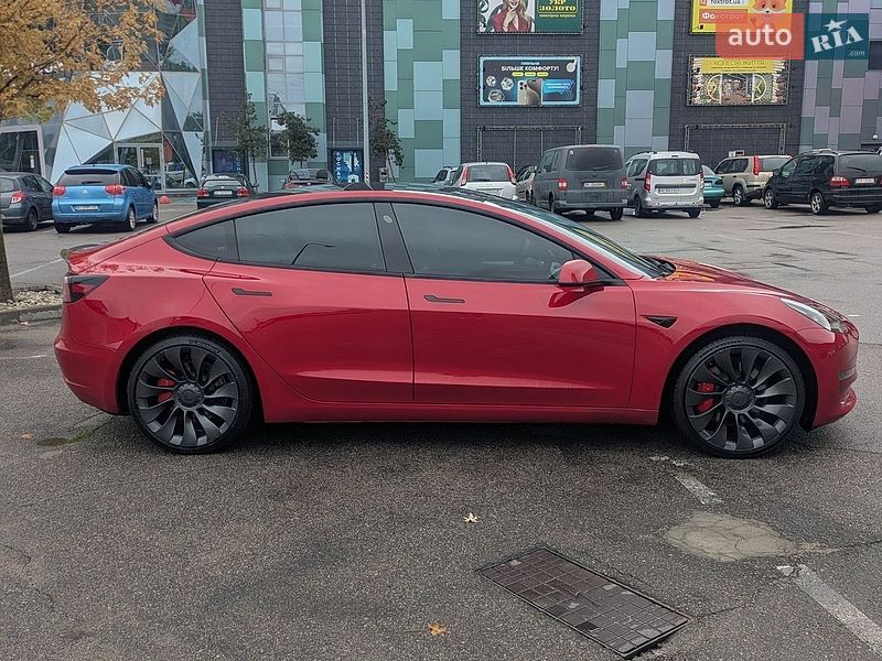 Седан Tesla Model 3 2023 в Києві фото 37 Седан Tesla Model 3 2023 в Києві