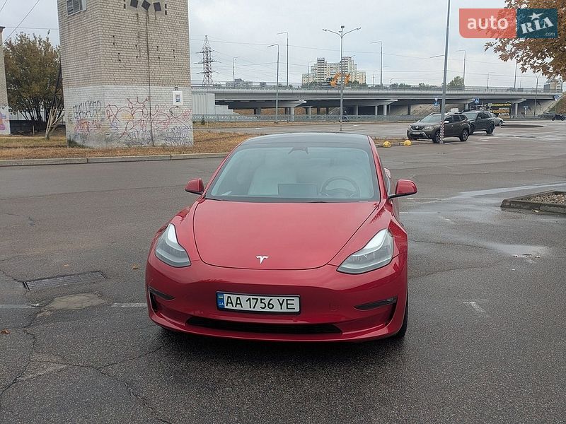Седан Tesla Model 3 2023 в Києві фото 45 Седан Tesla Model 3 2023 в Києві