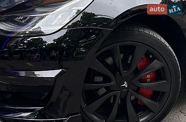 Седан Tesla Model 3 2018 в Первомайську фото 29 Седан Tesla Model 3 2018 в Первомайську