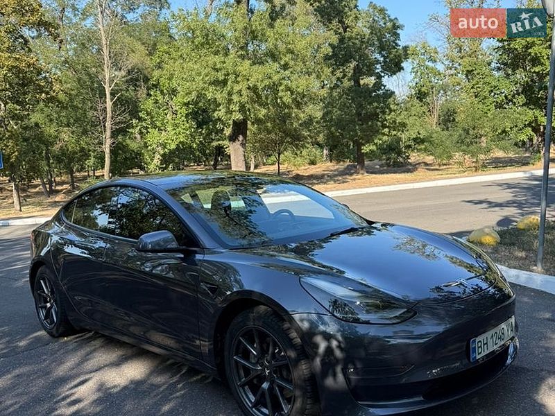 Седан Tesla Model 3 2021 в Одессе