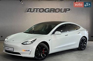 Седан Tesla Model 3 2020 в Одессе