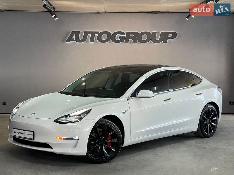 Седан Tesla Model 3 2020 в Одессе