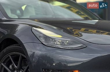 Седан Tesla Model 3 2022 в Львове фото 7 Седан Tesla Model 3 2022 в Львове