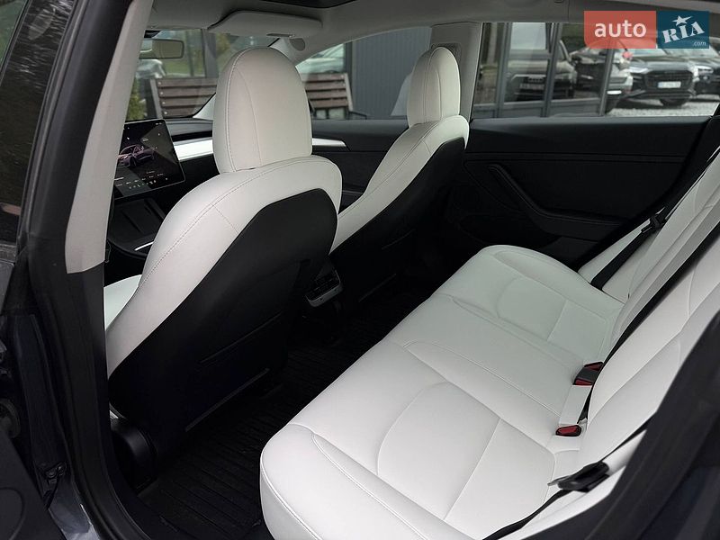 Седан Tesla Model 3 2022 в Львове фото 10 Седан Tesla Model 3 2022 в Львове