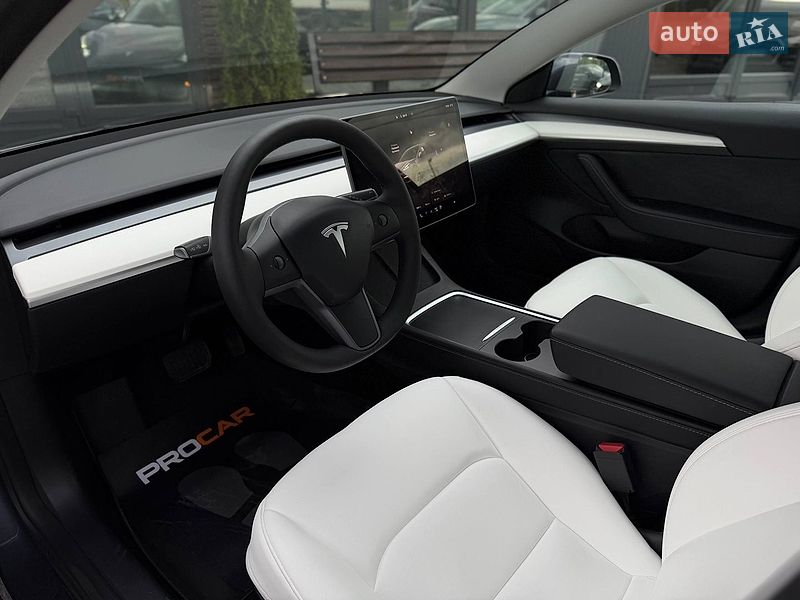 Седан Tesla Model 3 2022 в Львове фото 17 Седан Tesla Model 3 2022 в Львове