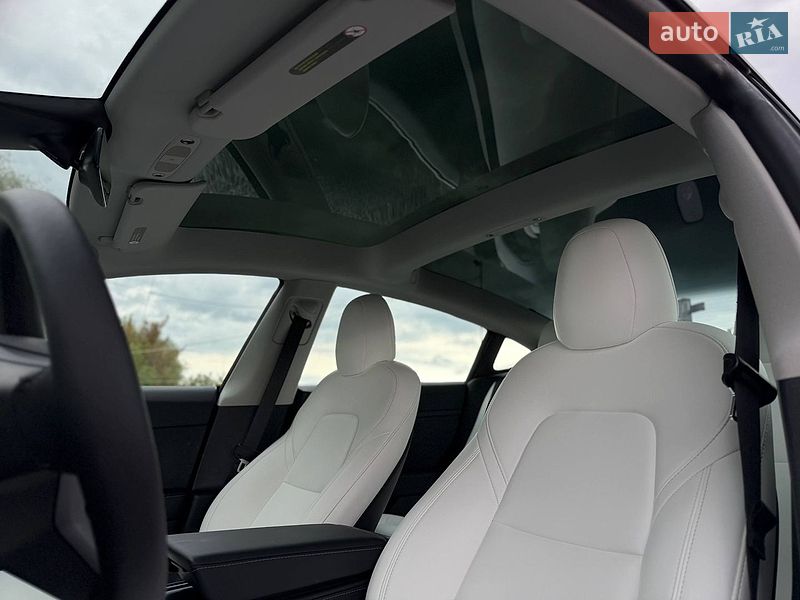 Седан Tesla Model 3 2022 в Львове фото 19 Седан Tesla Model 3 2022 в Львове