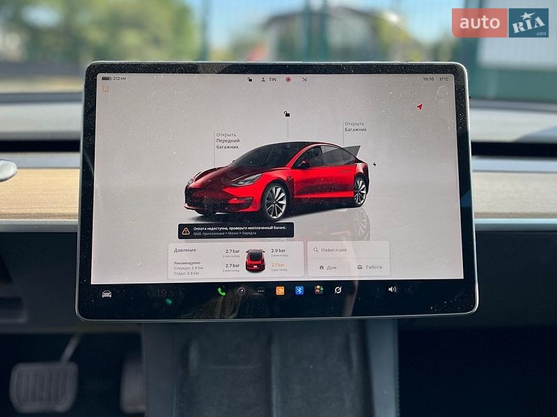 Седан Tesla Model 3 2022 в Коломые