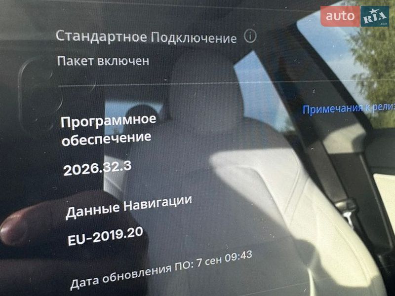 Седан Tesla Model 3 2020 в Львове