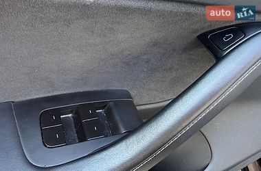 Седан Tesla Model 3 2021 в Киеве