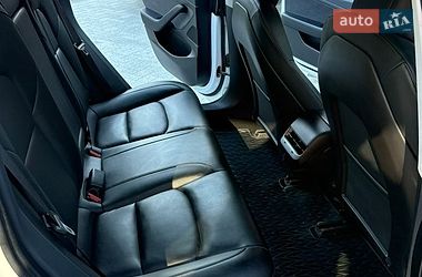 Седан Tesla Model 3 2019 в Чернівцях