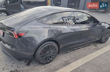 Седан Tesla Model 3 2025 в Кропивницькому