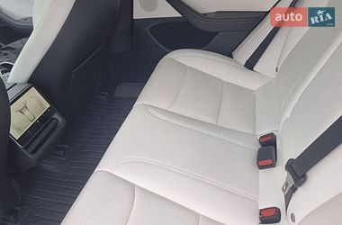 Седан Tesla Model 3 2025 в Кропивницькому