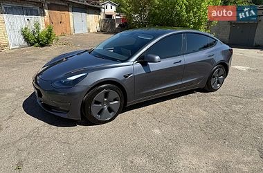 Седан Tesla Model 3 2022 в Києві