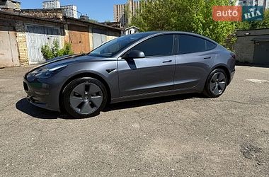 Седан Tesla Model 3 2022 в Києві