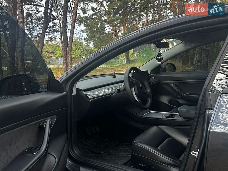 Седан Tesla Model 3 2020 в Киеве фото 21 Седан Tesla Model 3 2020 в Киеве