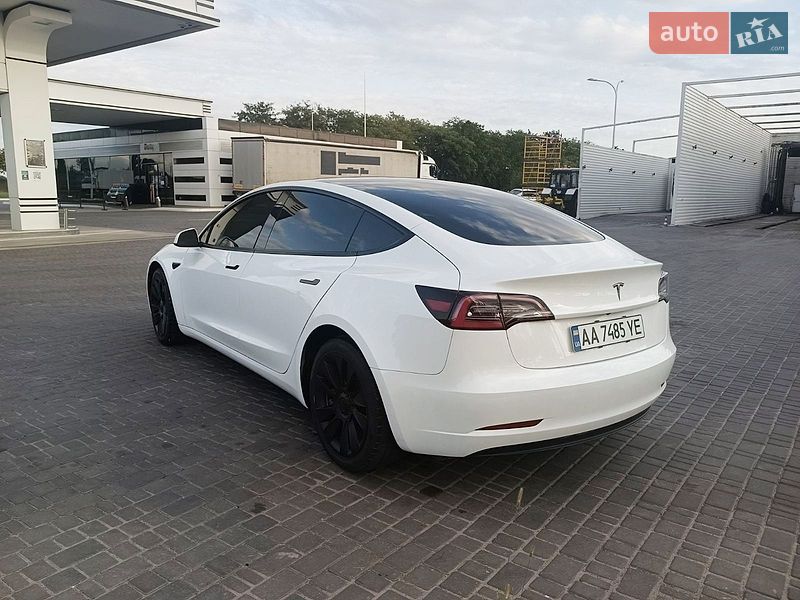 Седан Tesla Model 3 2022 в Одесі