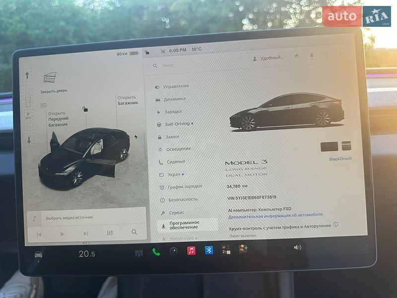 Седан Tesla Model 3 2024 в Запоріжжі