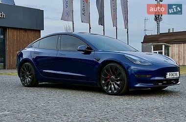 Седан Tesla Model 3 2023 в Дніпрі