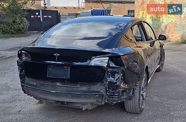 Седан Tesla Model 3 2023 в Бердичеві