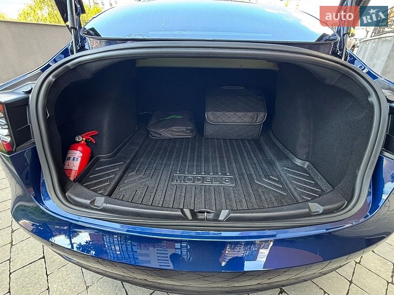 Седан Tesla Model 3 2019 в Ивано-Франковске фото 14 Седан Tesla Model 3 2019 в Ивано-Франковске