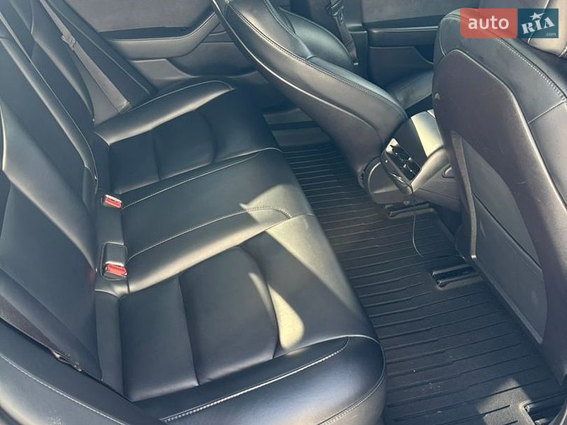 Седан Tesla Model 3 2019 в Ивано-Франковске фото 22 Седан Tesla Model 3 2019 в Ивано-Франковске
