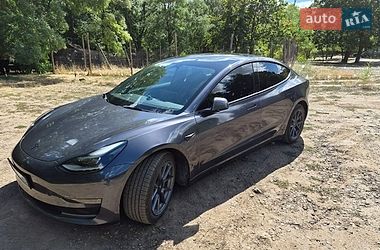 Седан Tesla Model 3 2022 в Одессе