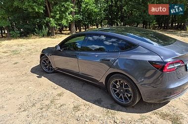 Седан Tesla Model 3 2022 в Одесі