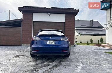 Седан Tesla Model 3 2022 в Полтаве