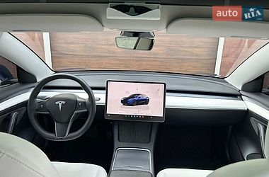 Седан Tesla Model 3 2022 в Полтаве