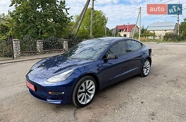 Седан Tesla Model 3 2022 в Золочеве