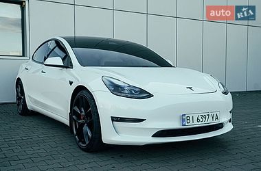 tesla model-3 2021 в Харьков от профессионального продавца Роман