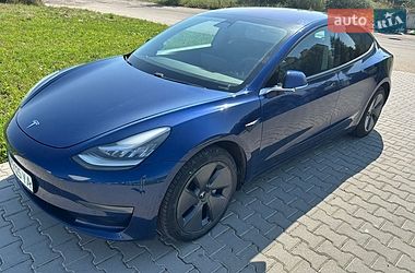 Седан Tesla Model 3 2019 в Стрые